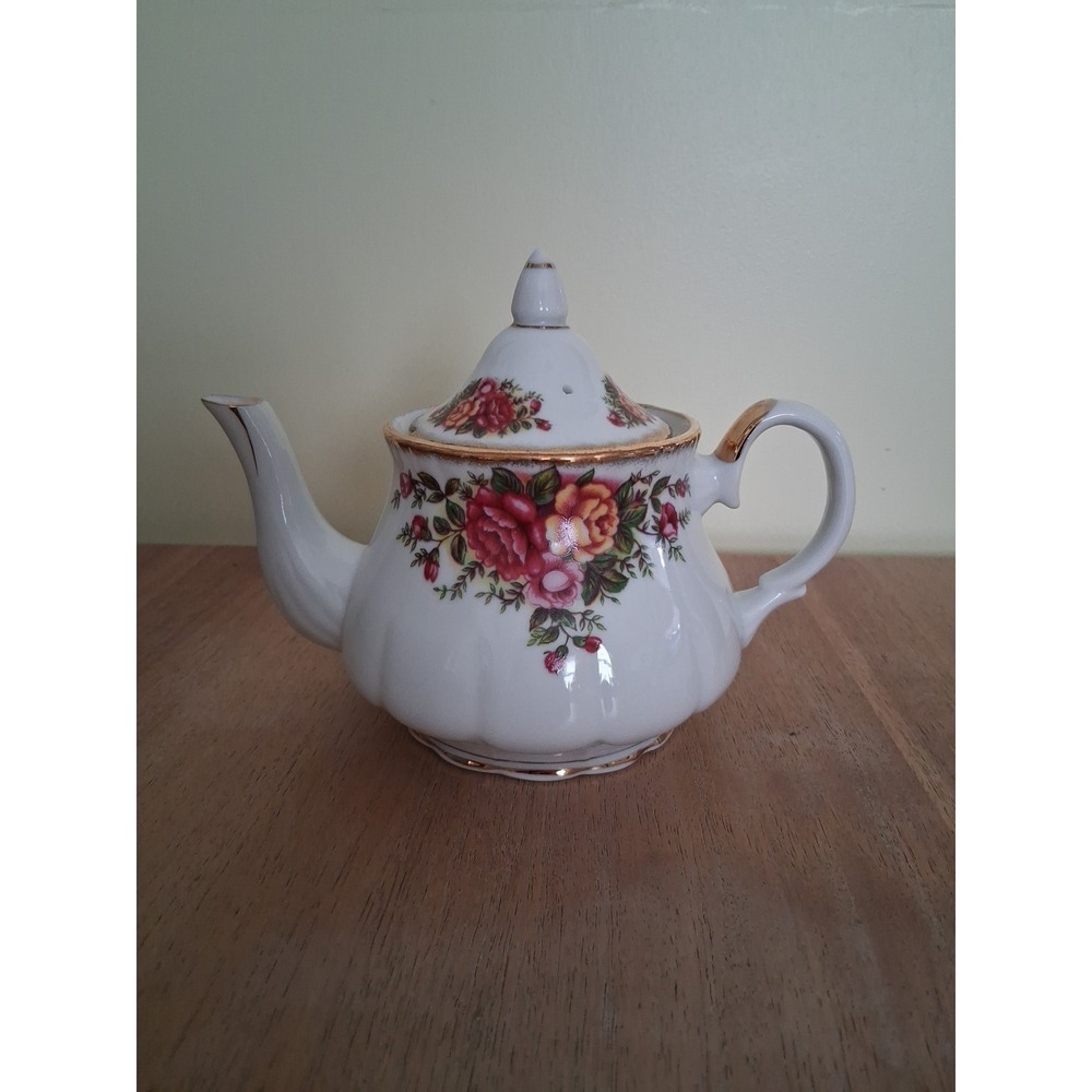 English Garden Fine China Robinson Design Group  Tea Pot with Lid 1989